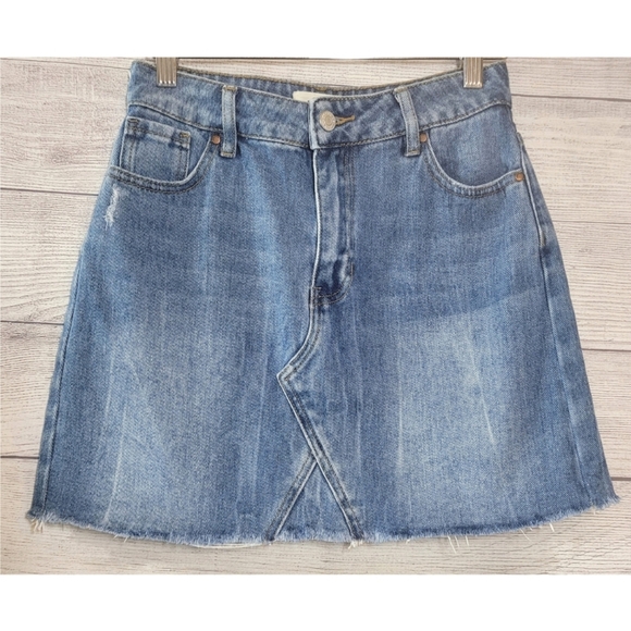 Pacsun Womens Denim Jean Mini Skirt Size 25 Blue Distressed Raw Hem Pockets - Picture 1 of 11